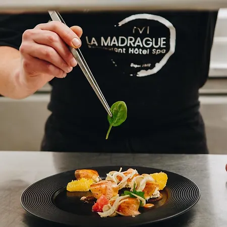 Restaurant La Madrague لوسيانا