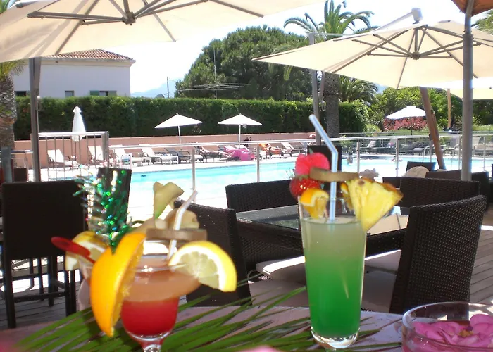 Restaurant La Madrague 酒店 3*