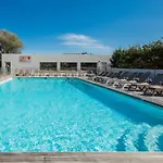 מלון Restaurant La Madrague לוצ'יאנה