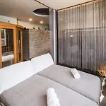 Restaurant La Madrague מלון לוצ'יאנה