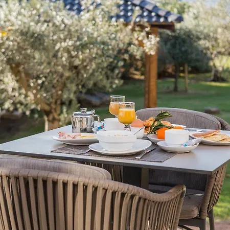 호텔 Restaurant La Madrague 3*