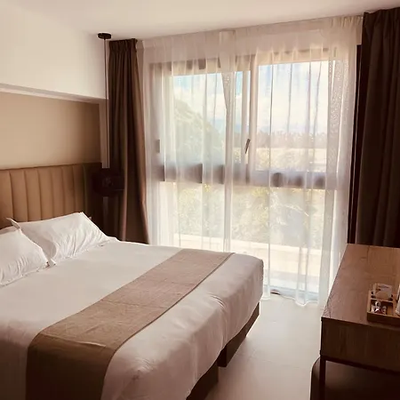 Restaurant La Madrague 3* לוצ'יאנה