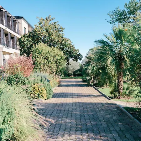 ホテル Restaurant La Madrague