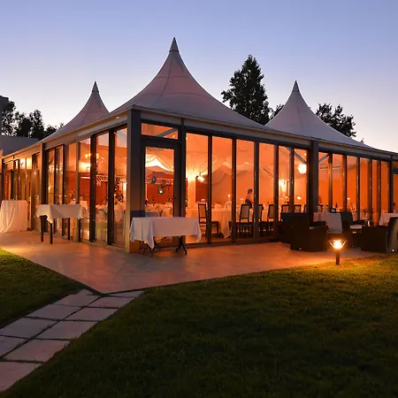 Restaurant La Madrague Люссиана