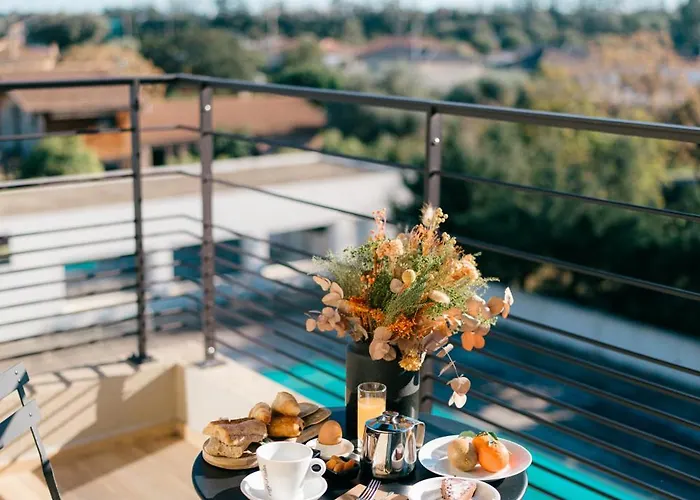 Отель Restaurant La Madrague Люссиана