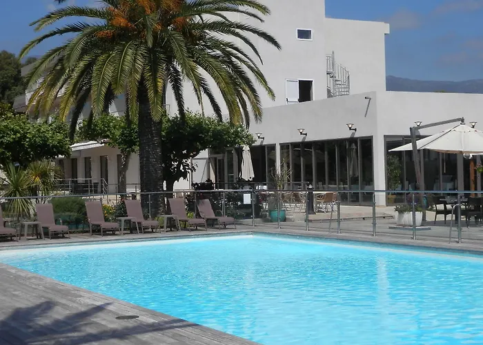 Restaurant La Madrague 3* Люссиана