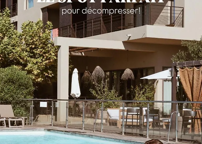 Отель Restaurant La Madrague 3*